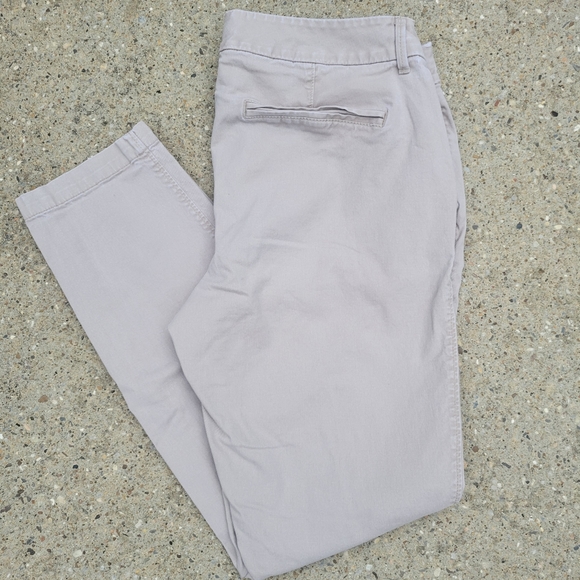 Old Navy High-Waisted Wow Stretch Skinny Pants - Size 10 (Great Condition) - Picture 1 of 9